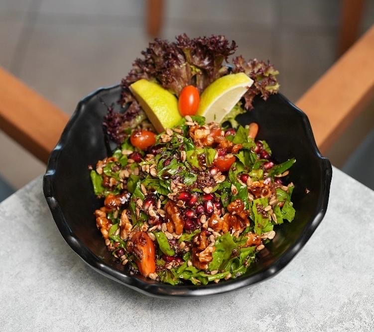 QUINOA SALAD